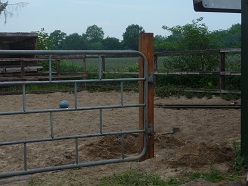 Nieuw hek gereed